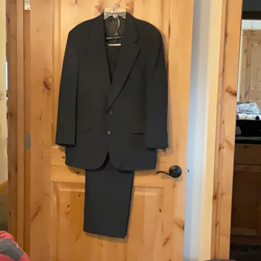 Botany 500 men’s suit